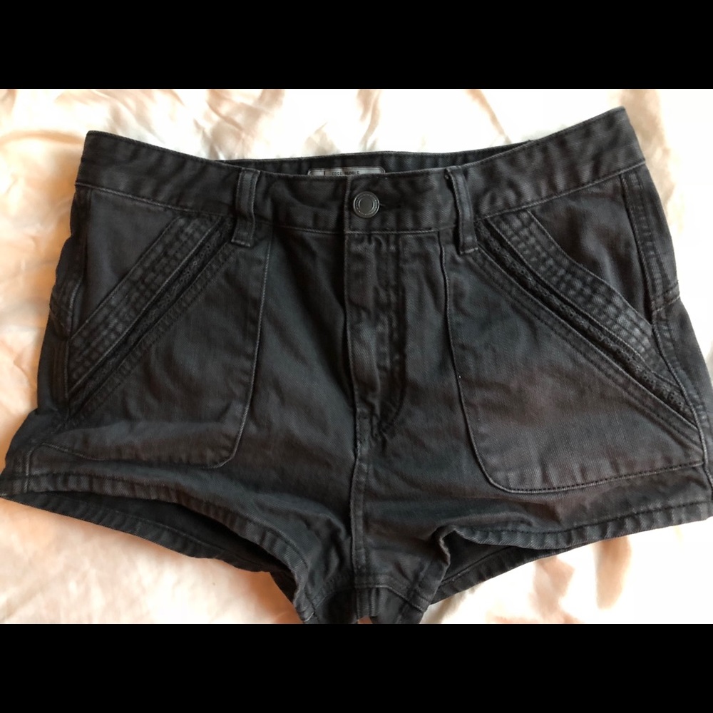 💓Free people black denim shorts